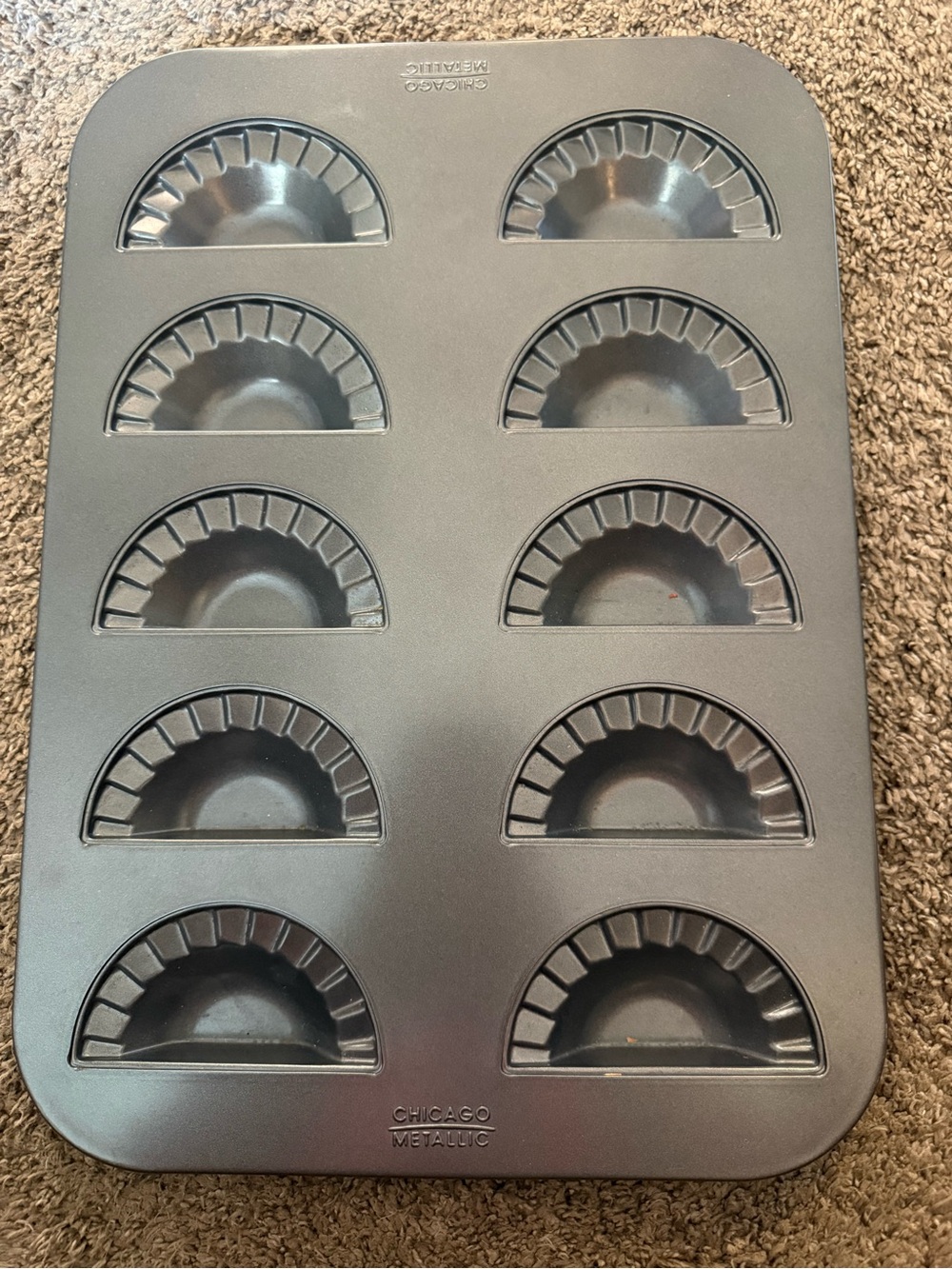 Chicago Metallic Nonstick Half-Moon Tartlet Pan - Gray